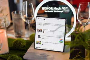 Lộ diện mẫu điện thoại màn hình gập mỏng nhất thế giới