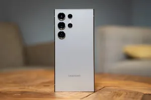 Người dùng điện thoại Samsung nên cập nhật ngay để vá 30 lỗ hổng bảo mật