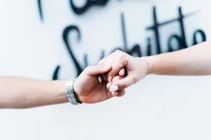 Facebook cảnh báo chiêu trò lừa đảo tình cảm trước ngày Valentine