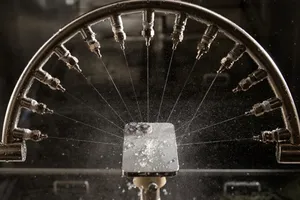 Có gì bên trong phòng thí nghiệm bí mật nơi Apple thử độ bền iPhone?