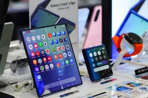 Tin công nghệ 4-8: 12.000 thiết bị Samsung bị đánh cắp gần sân bay Heathrow