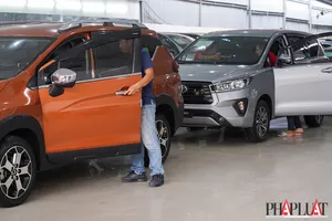 Ô tô cũ giảm giá mạnh, ai là người hưởng lợi?