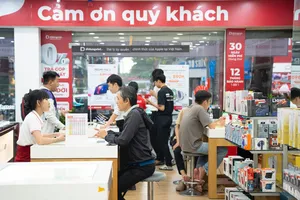 Các hệ thống bán lẻ đồng loạt mở đặt cọc iPhone 17 và iPhone Air tại Việt Nam