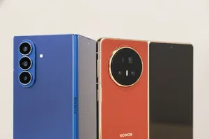 So sánh nhanh Honor Magic V5 và Galaxy Z Fold7