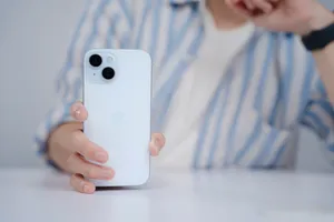 Những mẫu iPhone cũ đáng mua trong tháng 10