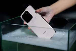 3 smartphone giá rẻ, siêu bền đáng mua nhất hiện nay