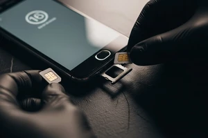 Chuyên gia khuyên người dùng iPhone và Android nên làm điều này sớm 