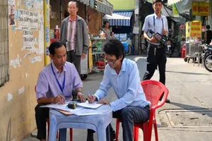 Dẹp vỉa hè, dân Tân Bình tự nguyện tháo dỡ