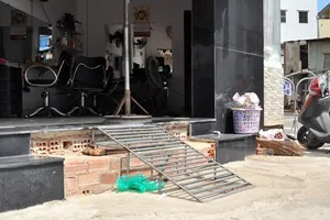 Biến tấu lấn chiếm vỉa hè kiểu mới