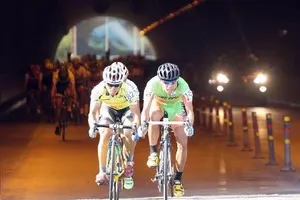 Jos Koop giành chiến thắng thứ hai tạm đoạt luôn áo vàng