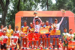 Nhìn lại chặng đường vinh quang Cúp Truyền Hình 2017