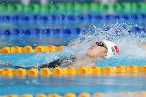 Ánh Viên vào chung kết 200m hỗn hợp tại AIMAG5