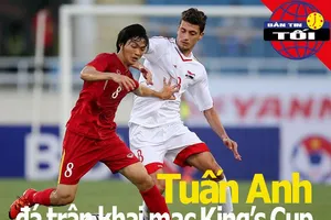 Tuấn Anh sẽ đá khai mạc King's Cup; Platini 'đá đểu' Infantino