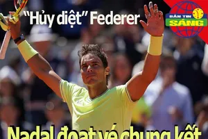 'Hủy diệt' Federer, Nadal vào chung kết; Neymar... điêu đứng
