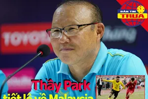 Thầy Park tiết lộ về Malaysia; Messi, Ronaldo bị cấm tới Anh