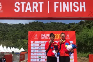 Tay đua Đinh Thị Như Quỳnh đoạt HCV đầu tiên cho TTVN