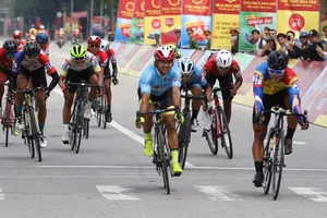 Clip Lê Nguyệt Minh bị đánh bại ở VTV Cup