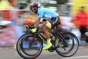 Clip Lê Nguyệt Minh ‘xé gió’ Quy Nhơn, đoạt áo xanh chung cuộc