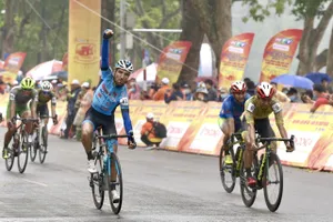 Jevier Perez gọi, Loic Desriac trả lời