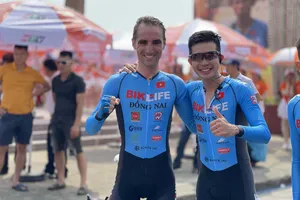 Đội trưởng Hoàng Sang bật khóc với chiến thắng 'không tưởng'