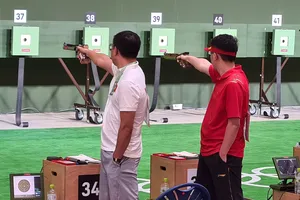Xạ thủ Hoàng Xuân Vinh thành cựu vô địch Olympic