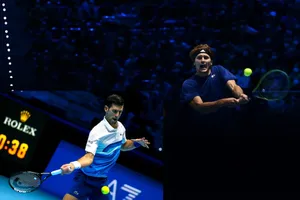 Zverev tái hiện màn ngáng đường Djokovic tại Olympic