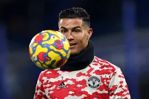 Carrick 'ném đá' ý kiến nói Ronaldo không thể chơi pressing