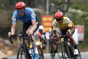 Clip chặng 14 vượt đèo Vĩnh Hy, Nguyễn Thắng chiếm áo cam Cúp Truyền Hình