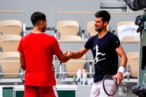 Djokovic sắp mất ngôi số 1 thế giới về tay Alcaraz