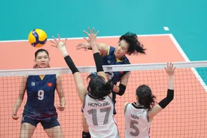 Bóng chuyền Việt Nam lội ngược dòng đánh bại tuyển Hàn Quốc