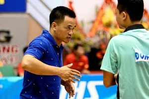 Vụ tuyển thủ bóng bàn trẻ quốc gia than “thiếu ăn”: Cho thôi việc hai HLV