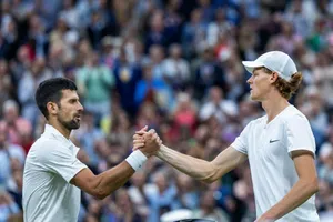 Sinner nối gót Djokovic đoạt vé dự tranh ATP Finals