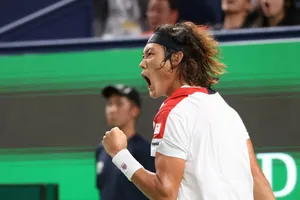 Zhang Zhizhen tạo cột mốc lịch sử cho quần vợt Trung Quốc