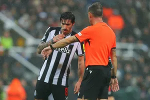 Sốc: Cầu thủ đắt giá nhất nước Ý lãnh án vì cá độ