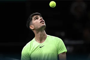 Alcaraz thua sốc đối thủ người Nga Roman Sufiullin