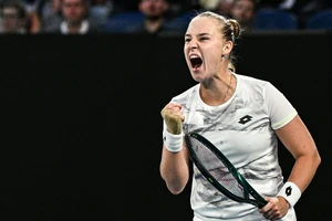 Tay vợt số 3 thế giới Rybakina thua sốc sau loạt tiebreak dài nhất lịch sử Grand Slam