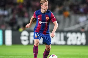 De Jong “bật” lại truyền thông Tây Ban Nha