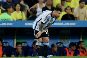 Messi bị loại khỏi đội tuyển Argentina