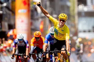 Áo vàng Petr Rikunov san bằng kỷ lục Cúp Truyền Hình