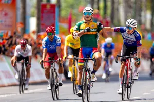 Đất Sen Hồng mở hội mừng chiến thắng của Trần Tuấn Kiệt