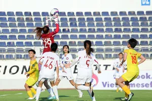 Đương kim vô địch xuất quân suôn sẻ