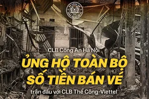 CLB CA Hà Nội quyên góp giúp nạn nhân vụ hỏa hoạn