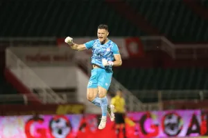 Không tiếc cho Bùi Tiến Dũng nhưng tiếc cho thủ môn Patrick Lê Giang