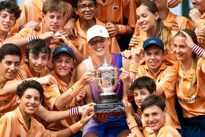 Swiatek bước vào ngôi đền của những huyền thoại