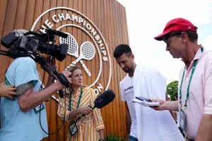 Djokovic tuyên bố cứng trước thềm Wimbledon