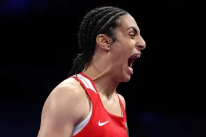 Quyền Anh Hungary “tấn công” nhằm vào nữ võ sĩ người Algeria