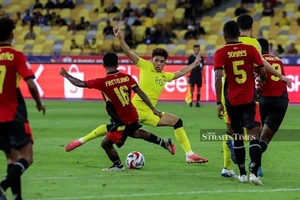 Thờ ơ nghĩa vụ quốc gia, bóng đá Malaysia gặp “biến”