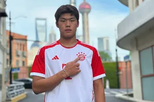 Cầu thủ trẻ Trung Quốc qua đời sau chấn thương nghiêm trọng