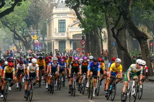 Nhiều sự cố xảy ra ở chặng 3 giải đua xe đạp Cúp Truyền Hình