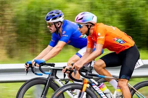 Clip Xuân Lộc nghẹt thở rượt đuổi áo cam Nguyễn Hoàng Sang